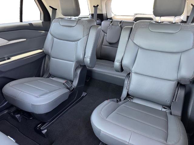 Certified 2025 Ford Explorer Active w/ Active Comfort Package RWD image 13