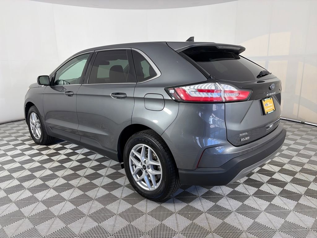 Certified 2024 Ford Edge SEL video 3