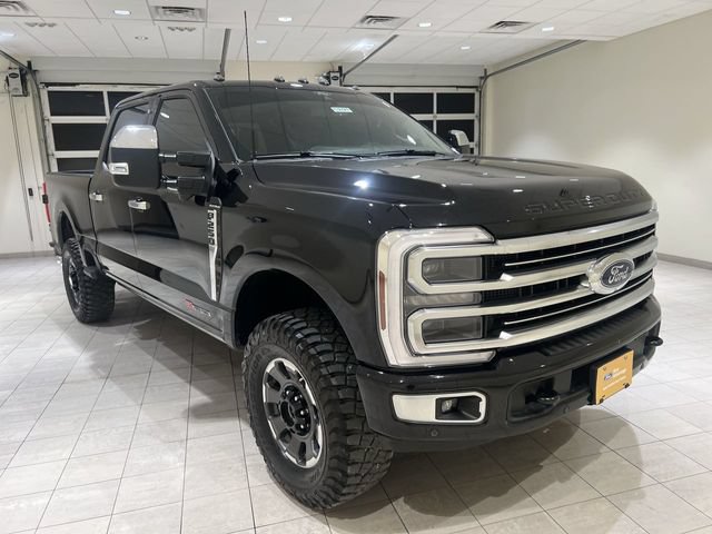 Certified 2025 Ford F250 Platinum w/ Platinum Plus Package AWD/4WD image 7