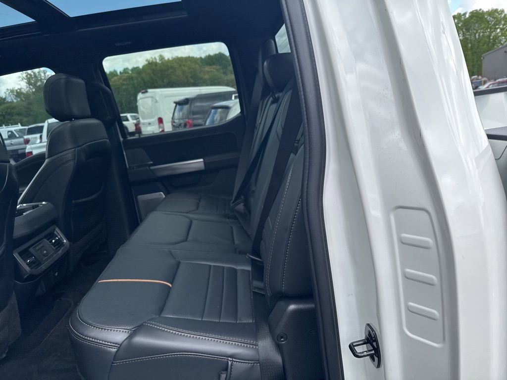 Certified 2023 Ford F250 Platinum w/ Snow Plow Prep Package AWD/4WD image 10