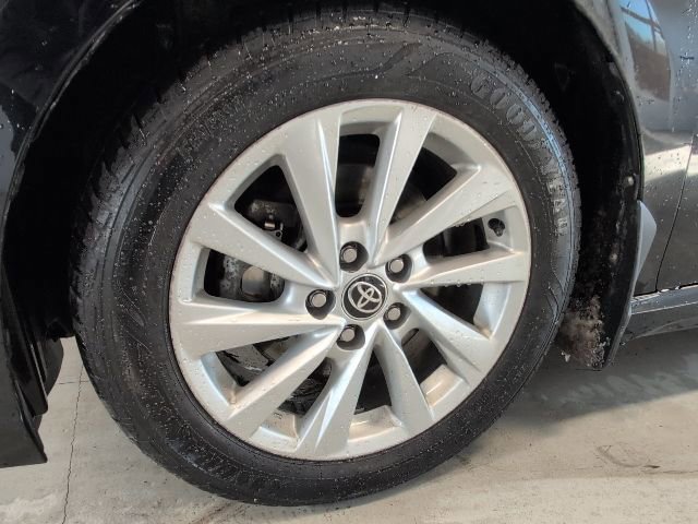 Used 2023 Toyota Camry SE image 11