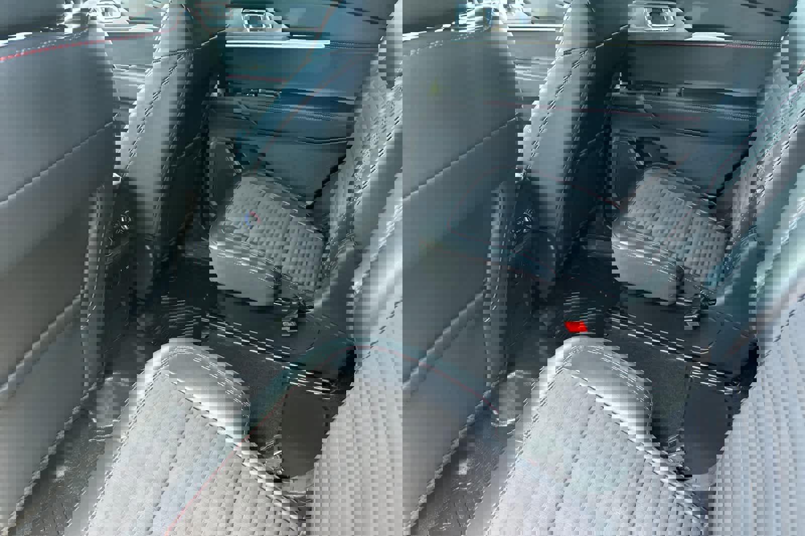 Certified 2025 Ford Explorer ST-Line image 10