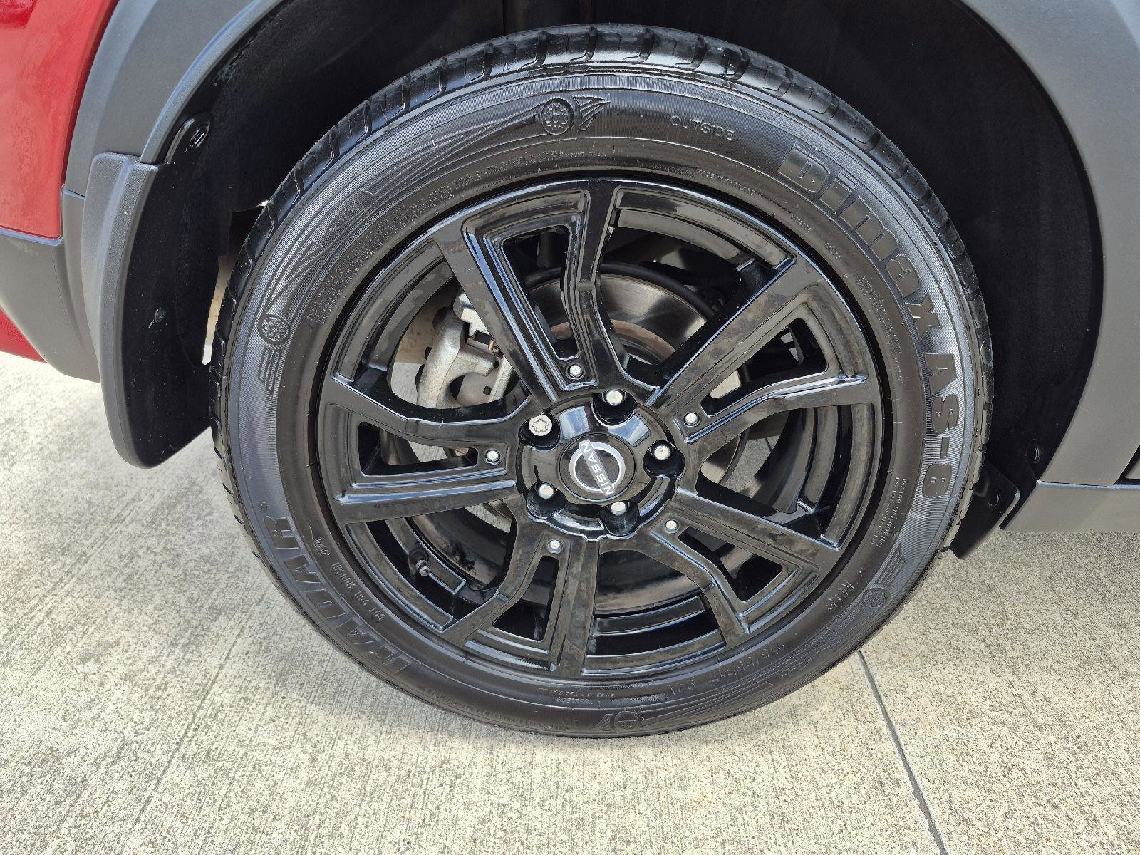 Used 2023 Nissan Kicks SV image 17