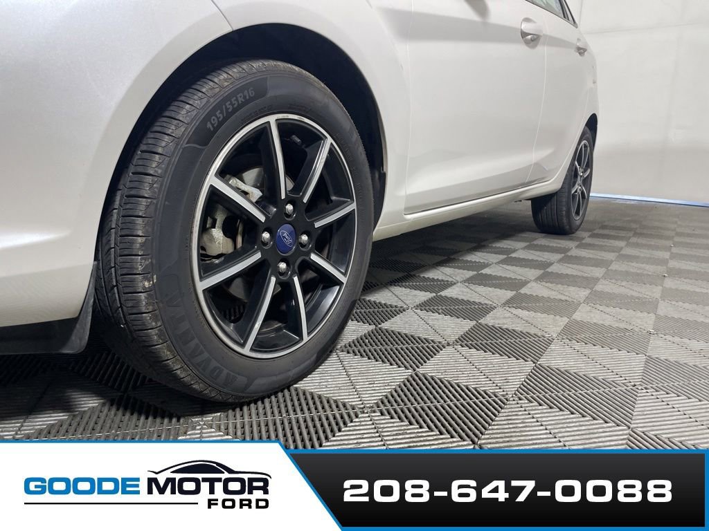 Certified 2018 Ford Fiesta SE FWD image 26