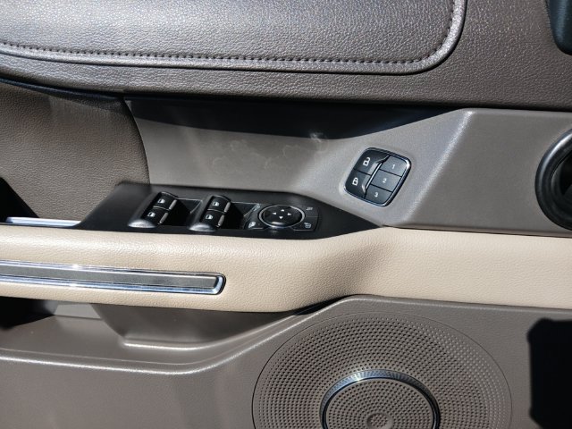 Certified 2021 Ford Expedition XLT RWD image 17