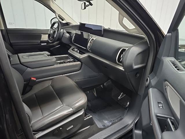 Certified 2025 Ford Expedition Active AWD/4WD image 20