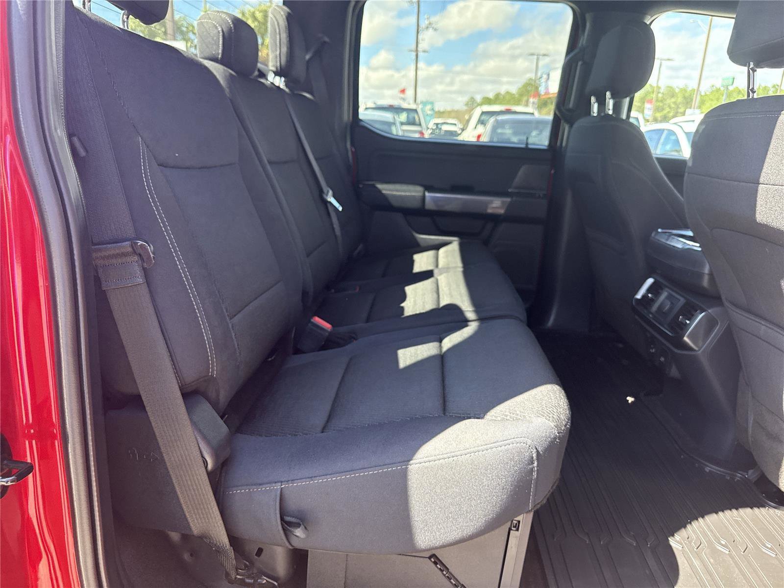 Certified 2021 Ford F150 XLT w/ Equipment Group 302A High image 21