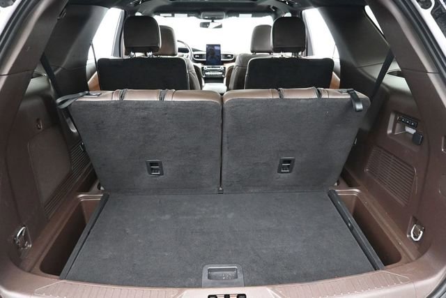 Certified 2023 Ford Explorer King Ranch w/ Technology Package AWD/4WD image 28