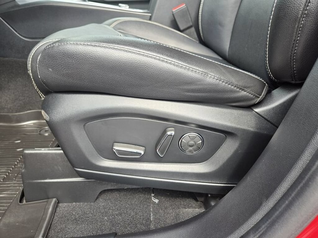 Certified 2020 Ford Explorer ST w/ Premium Technology Package AWD/4WD image 10