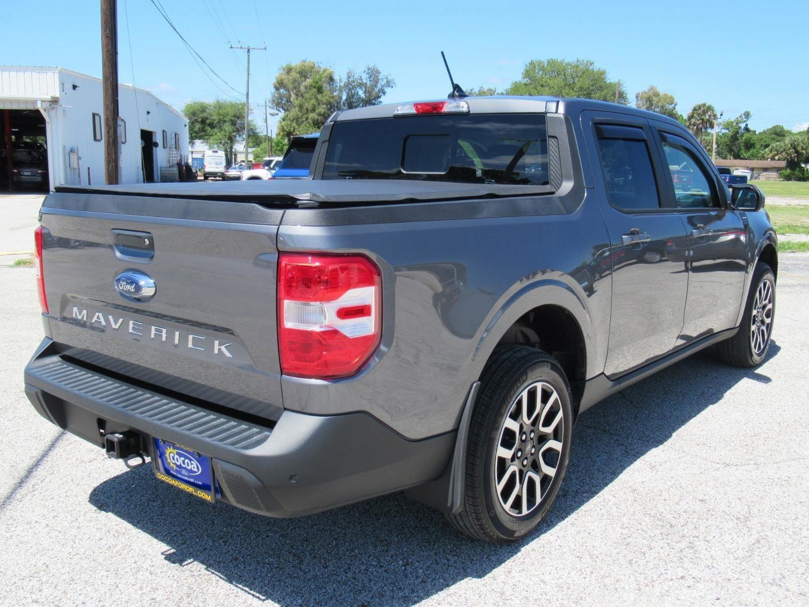 Certified 2022 Ford Maverick Lariat w/ Lariat Luxury Package FWD image 4