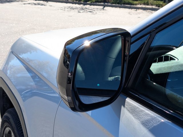 Used 2023 Jeep Grand Cherokee Altitude image 13