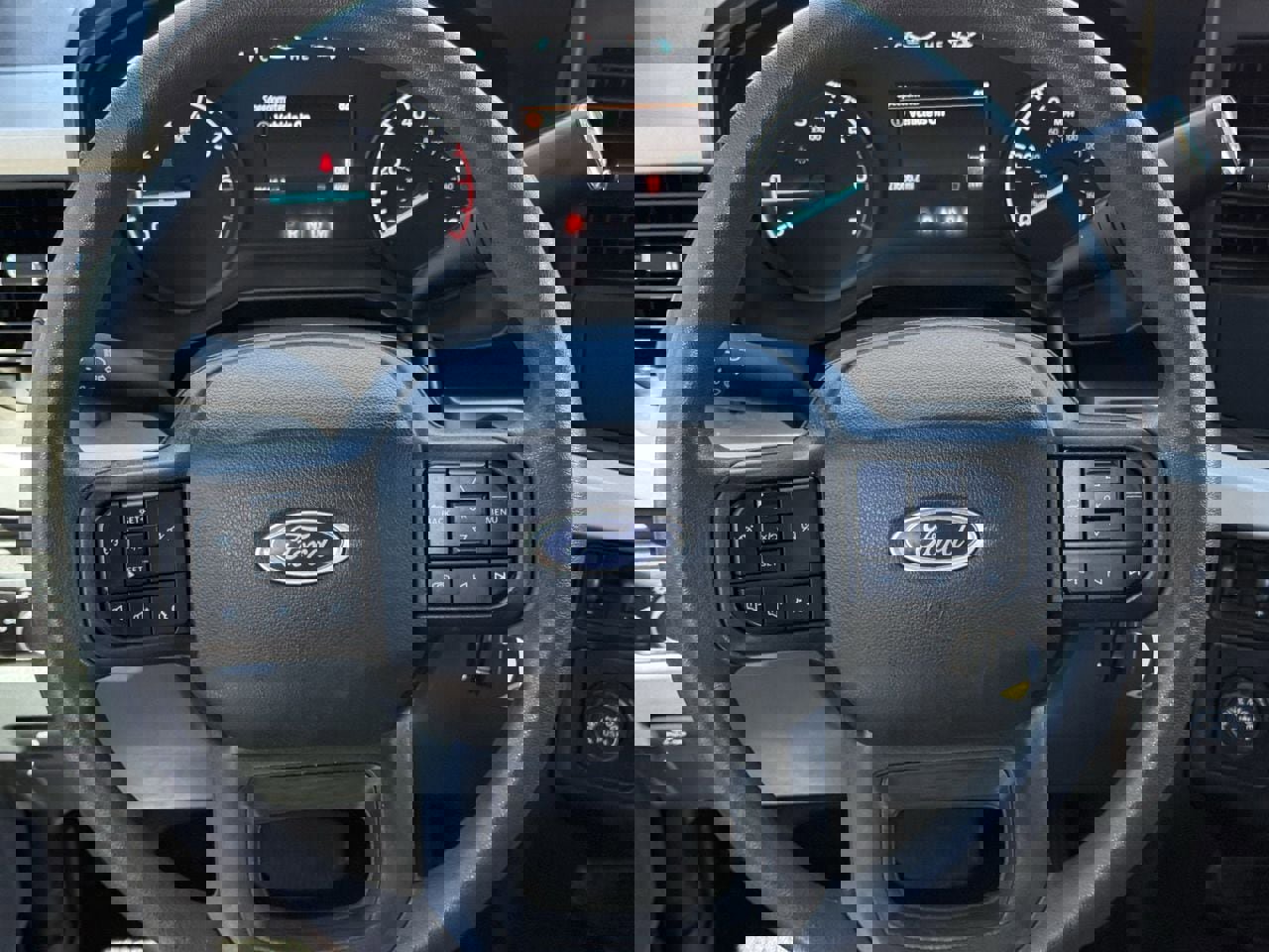 Certified 2025 Ford F250 XL w/ XL Chrome Package image 11