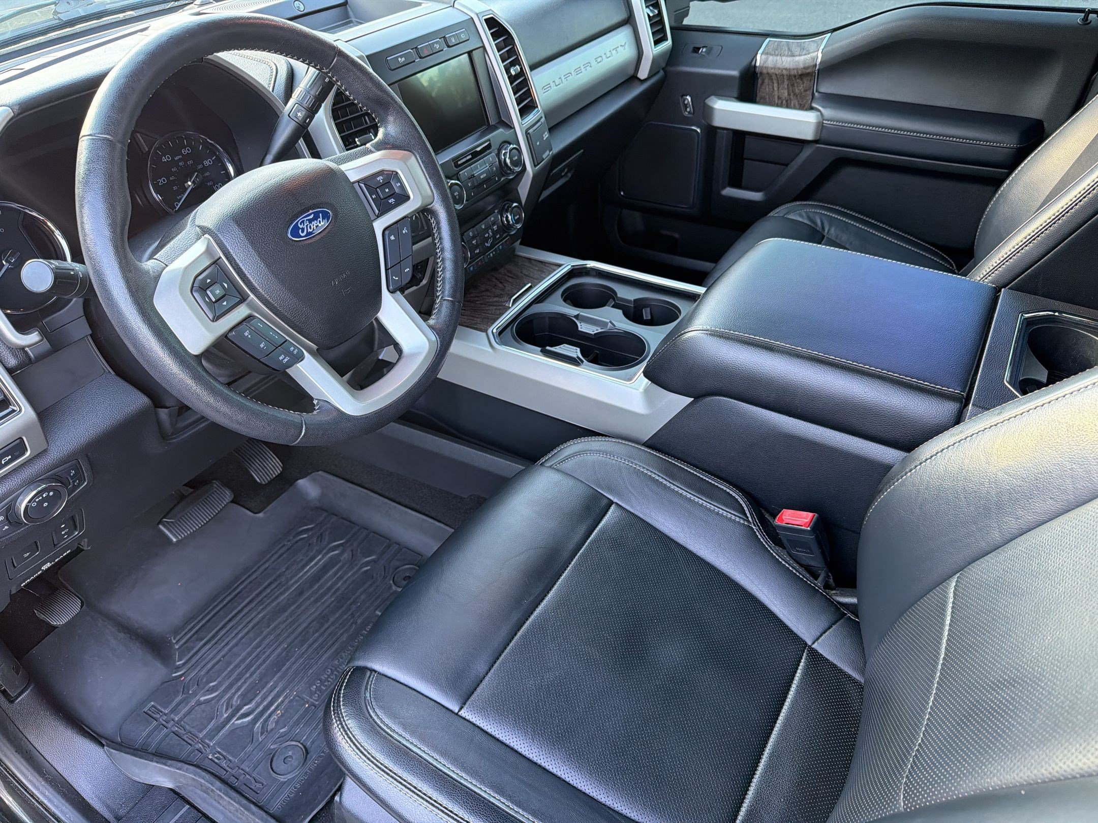 Certified 2019 Ford F250 Lariat w/ Lariat Ultimate Package AWD/4WD image 29