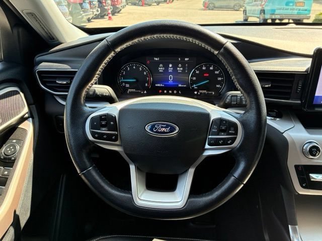 Certified 2023 Ford Explorer XLT w/ Equipment Group 202A AWD/4WD image 21