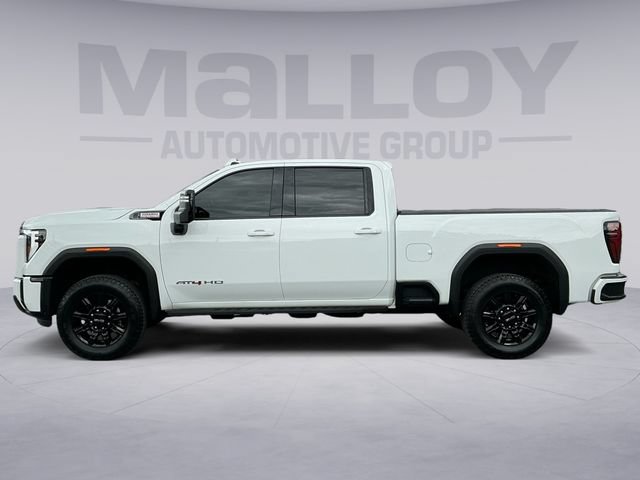 Used 2025 GMC Sierra 2500 AT4 w/ AT4 Premium Plus Package AWD/4WD image 2