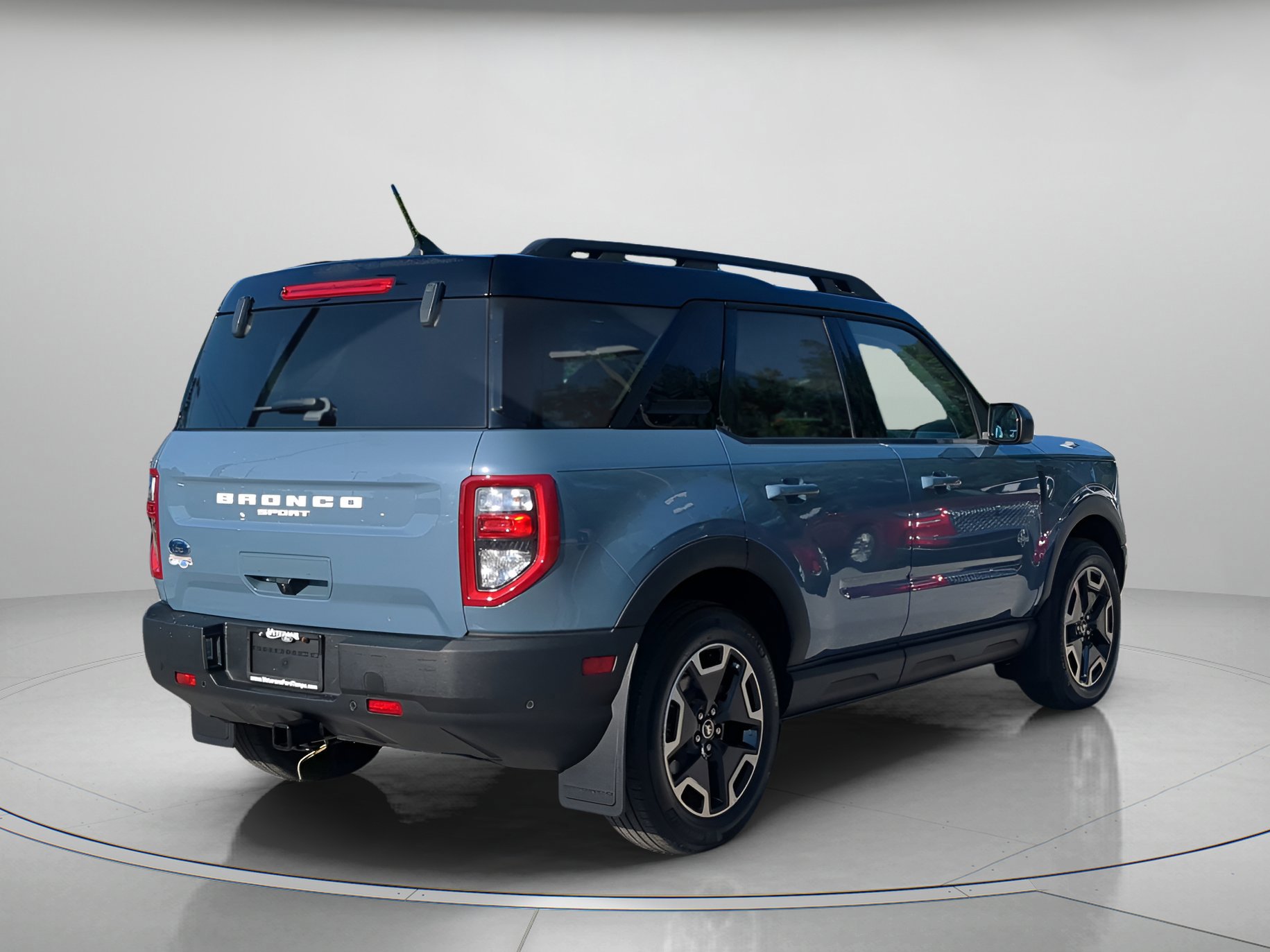 Certified 2024 Ford Bronco Sport Outer Banks w/ Tech Package image 26