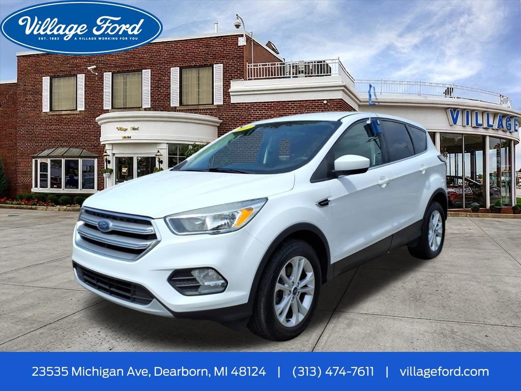 Certified 2017 Ford Escape SE FWD image 6