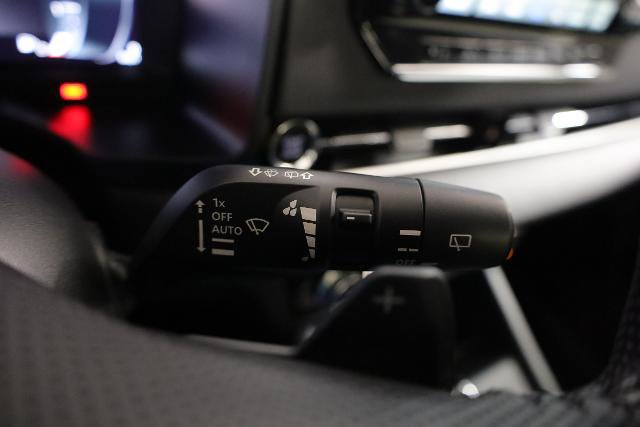 Used 2024 Mitsubishi Outlander SE AWD/4WD image 18