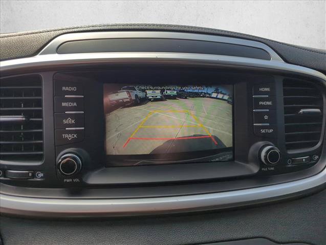 Used 2020 Kia Sorento S FWD image 11