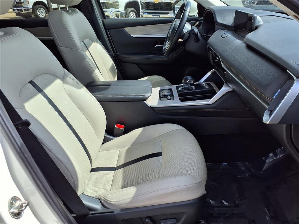 Used 2024 MAZDA CX-90 3.3 Turbo w/ Premium Package image 29