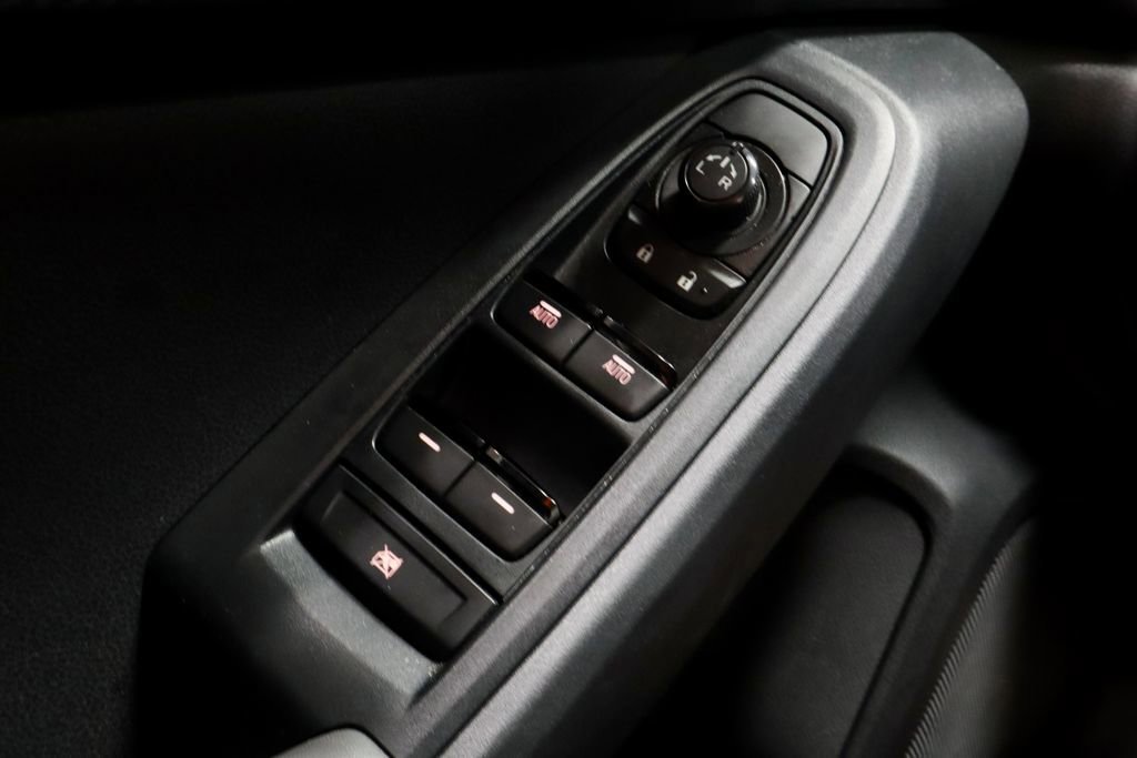 Used 2025 Subaru Crosstrek 2.0i Premium AWD/4WD image 25