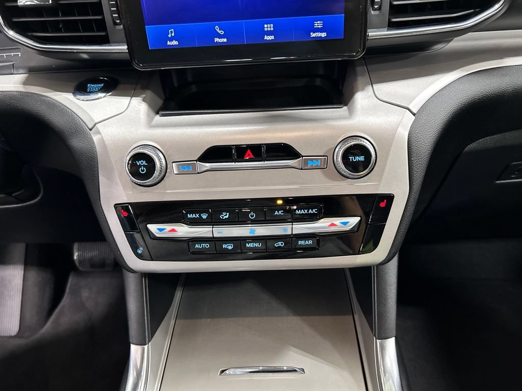 Certified 2023 Ford Explorer XLT w/ Equipment Group 202A AWD/4WD image 20