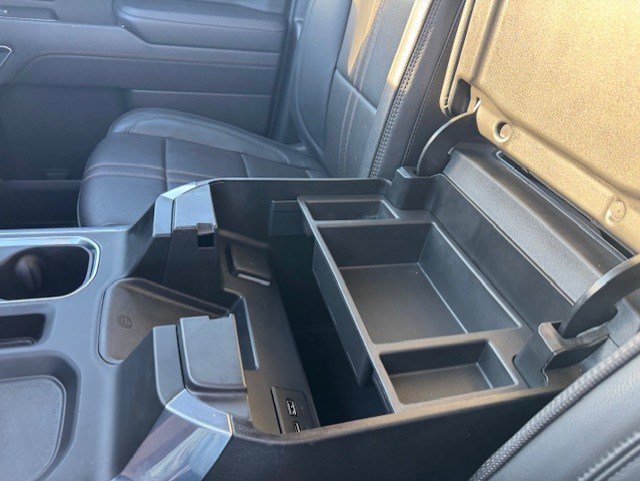 Used 2022 Chevrolet Silverado 1500 High Country w/ High Country Premium Package AWD/4WD image 27
