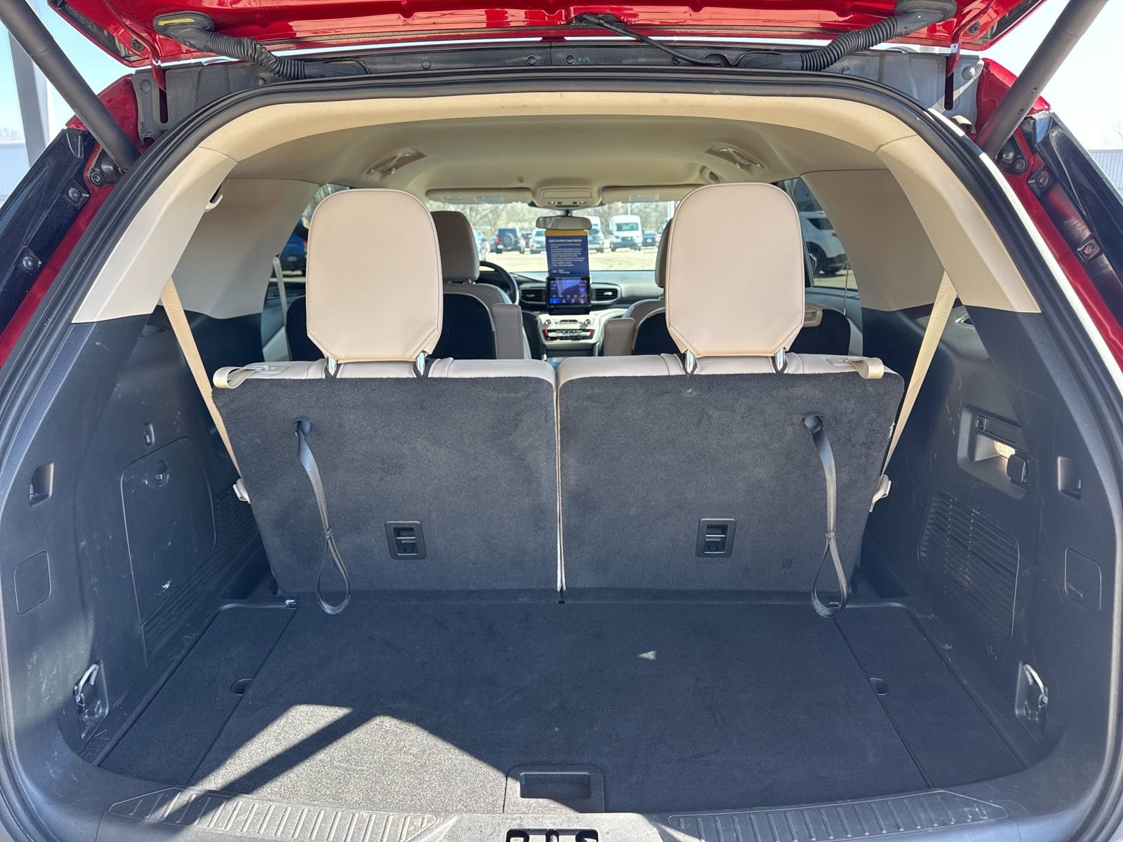 Certified 2023 Ford Explorer XLT w/ Equipment Group 202A image 37