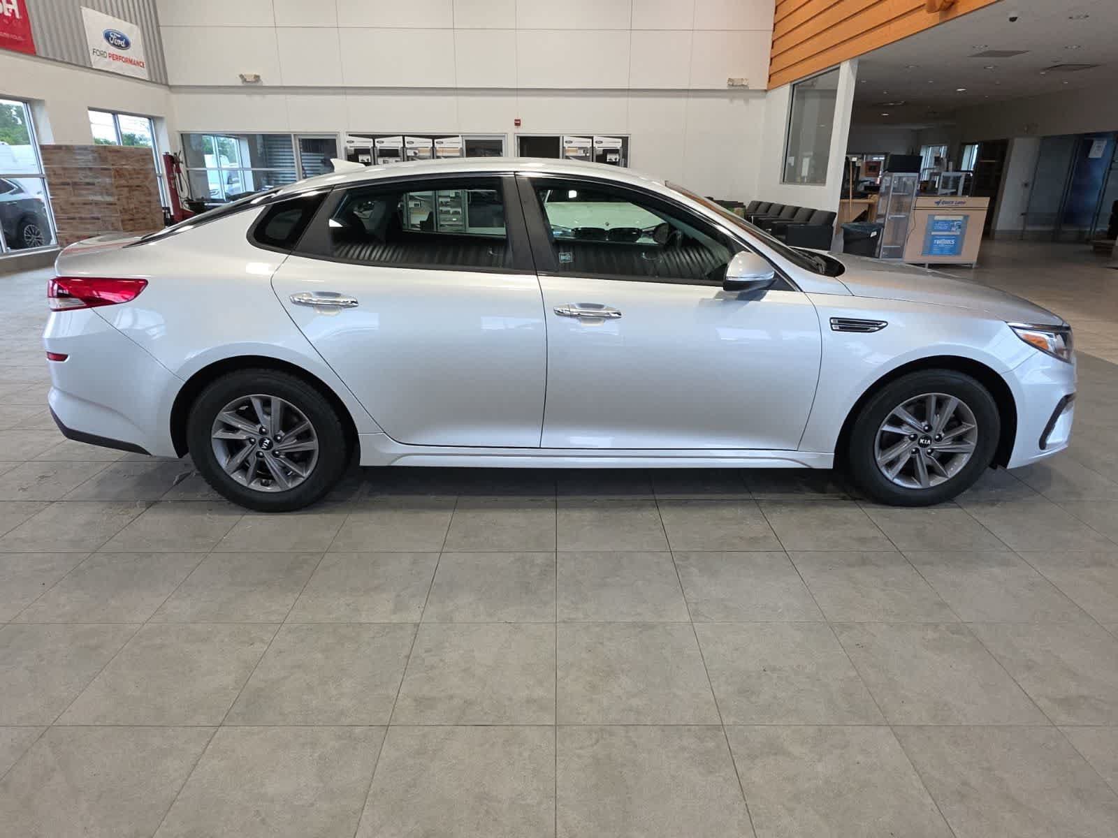 Used 2020 Kia Optima LX FWD image 6