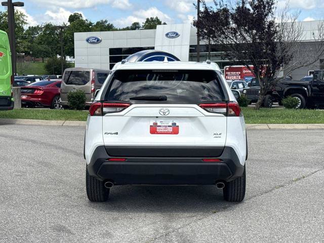 Used 2025 Toyota RAV4 XLE AWD/4WD image 6