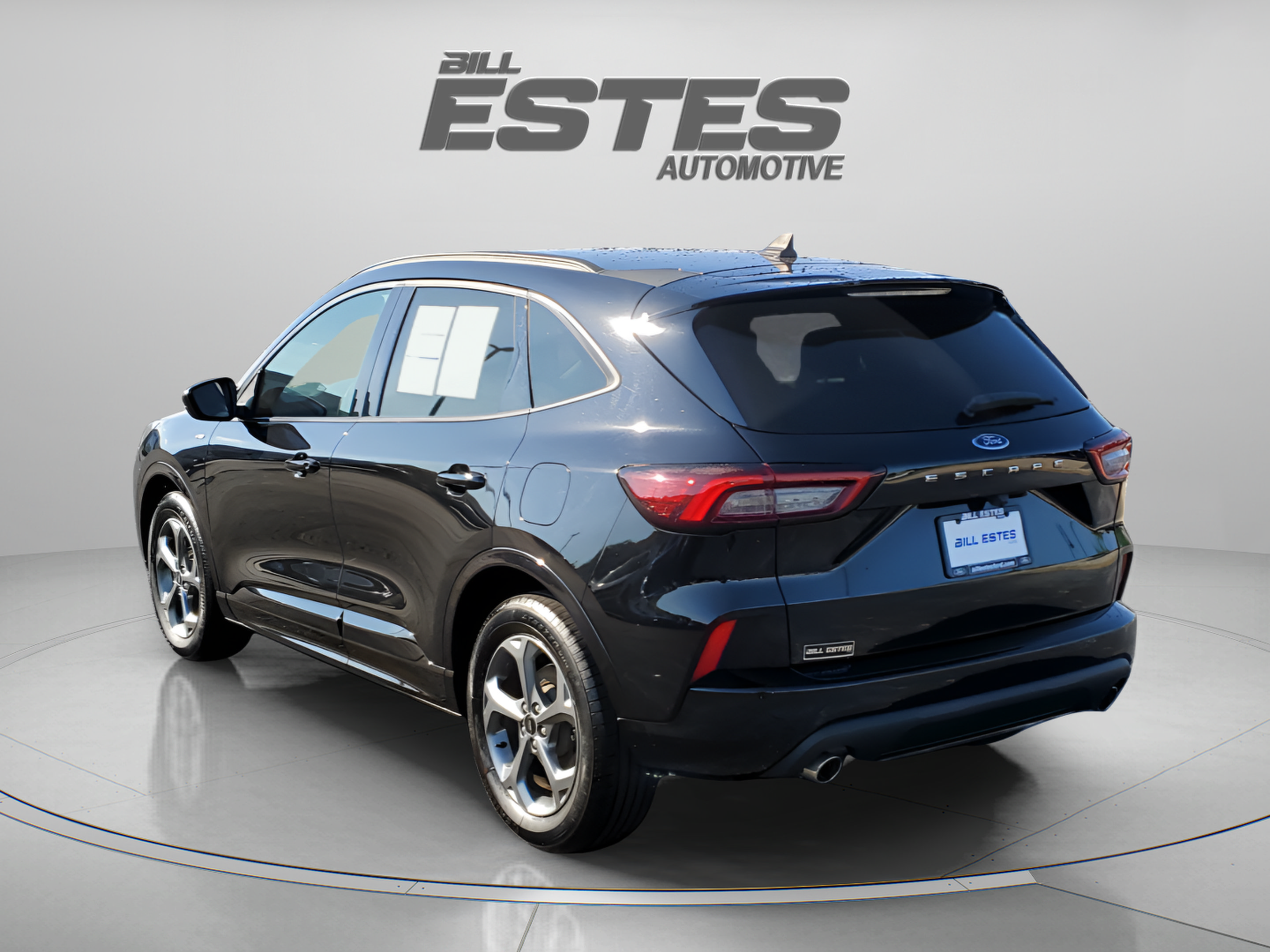 Certified 2024 Ford Escape ST-Line FWD image 2