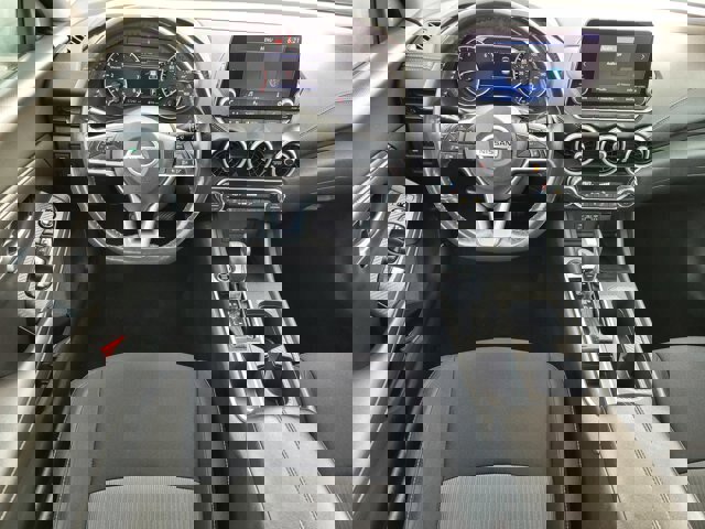 Used 2021 Nissan Sentra SV image 12