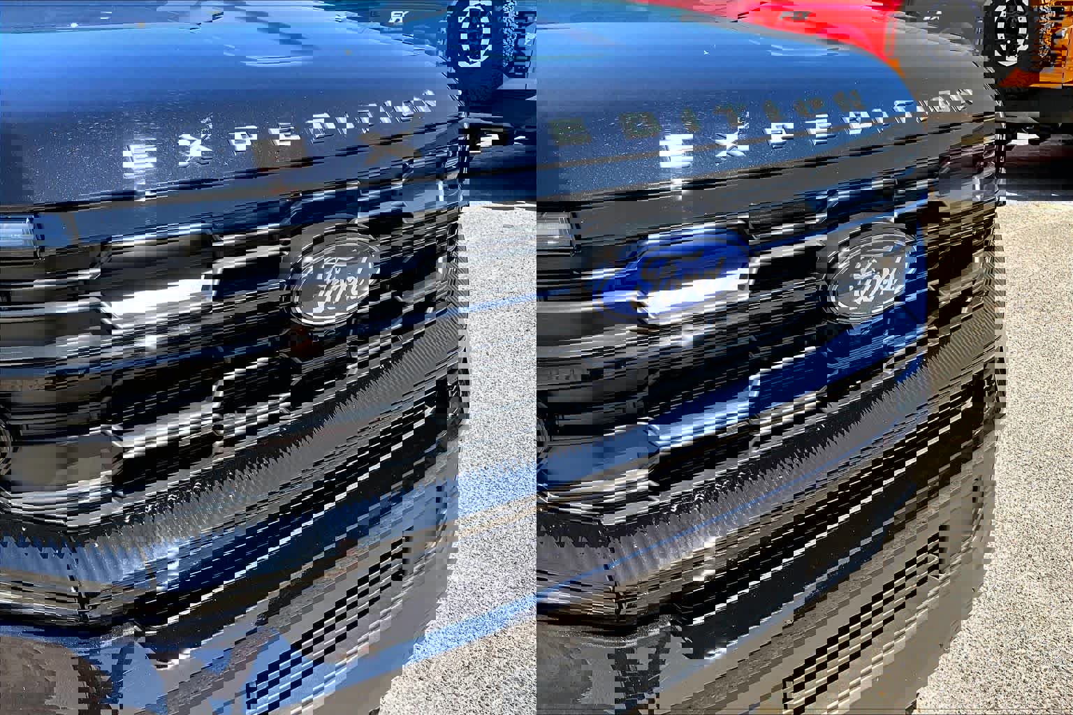 Certified 2025 Ford Expedition Max Active image 32