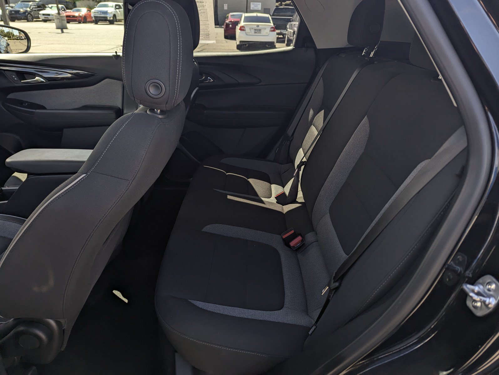 Used 2025 Chevrolet TrailBlazer LT FWD image 8