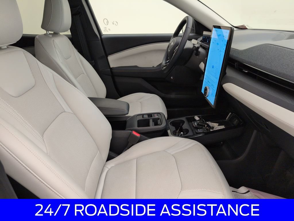 Certified 2025 Ford Mustang Mach-E Premium image 17