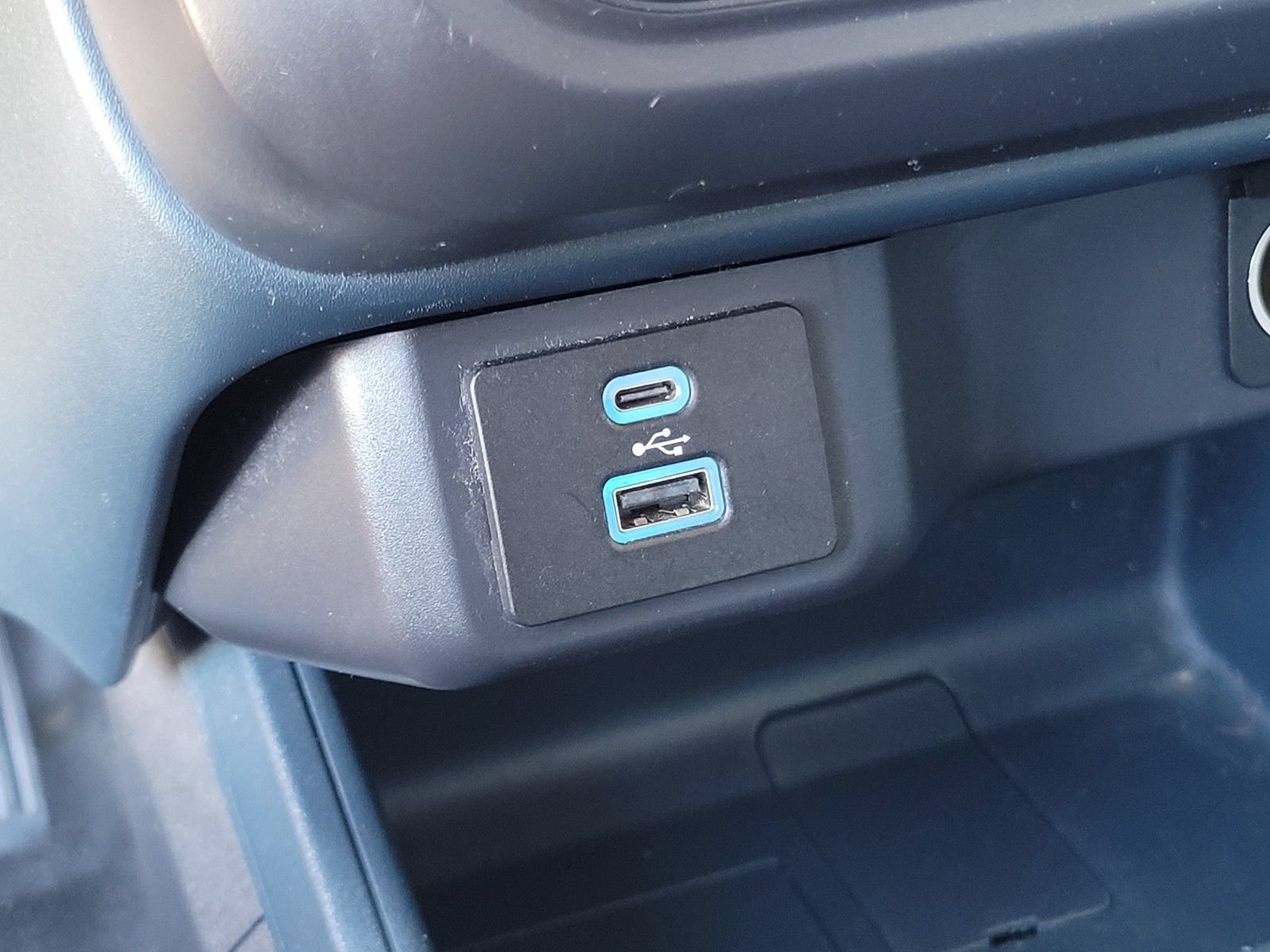 Certified 2022 Ford Maverick XLT FWD image 24