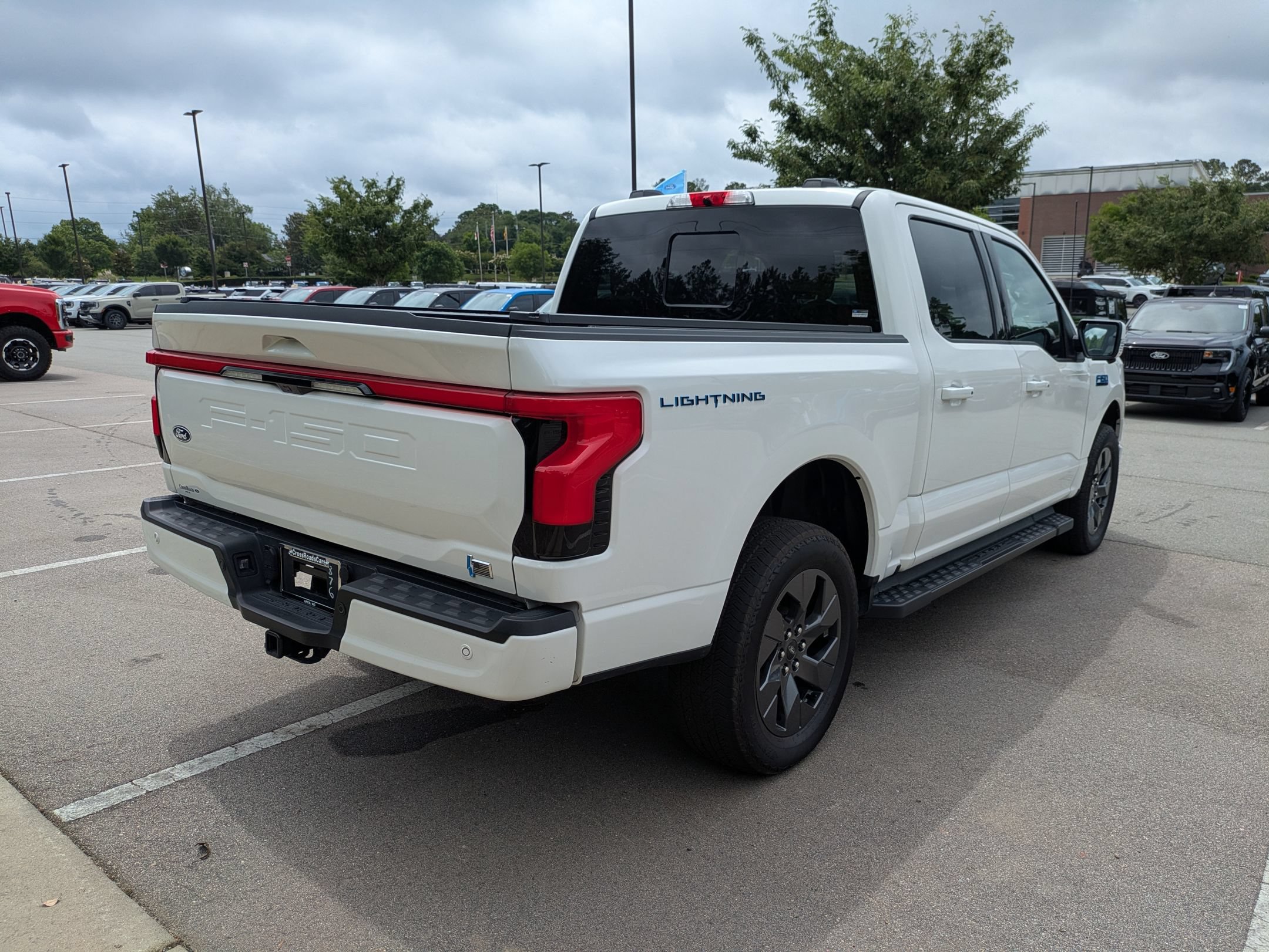 Certified 2025 Ford F150 Lightning Lariat AWD/4WD image 4