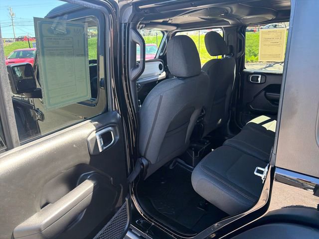 Used 2024 Jeep Wrangler Willys AWD/4WD image 28