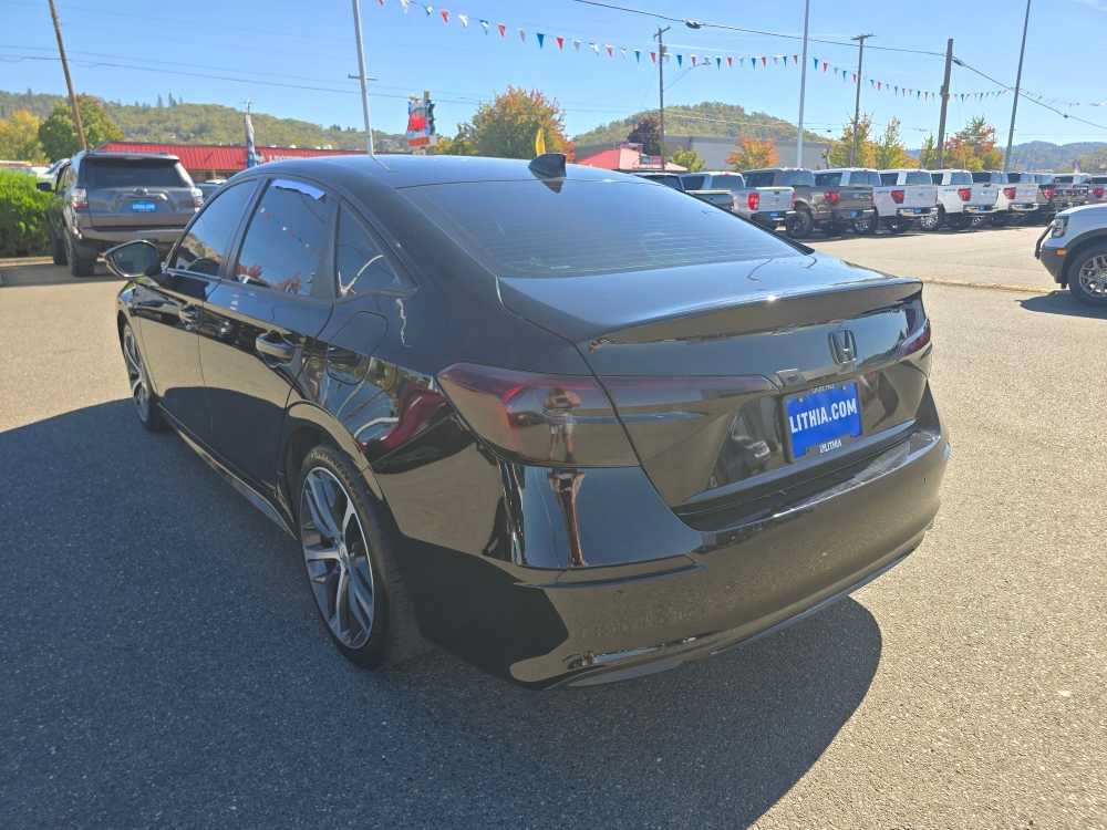 Used 2022 Honda Civic Touring image 3