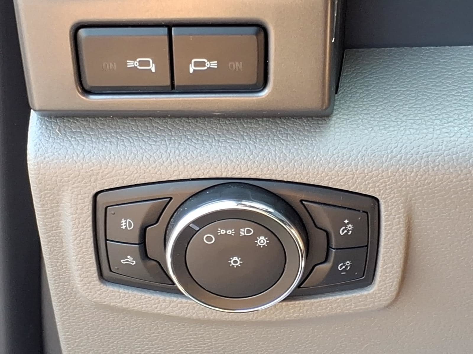Certified 2022 Ford F350 XLT w/ XLT Value Package AWD/4WD image 21