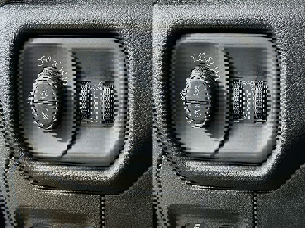 Used 2025 RAM 1500 Big Horn image 26