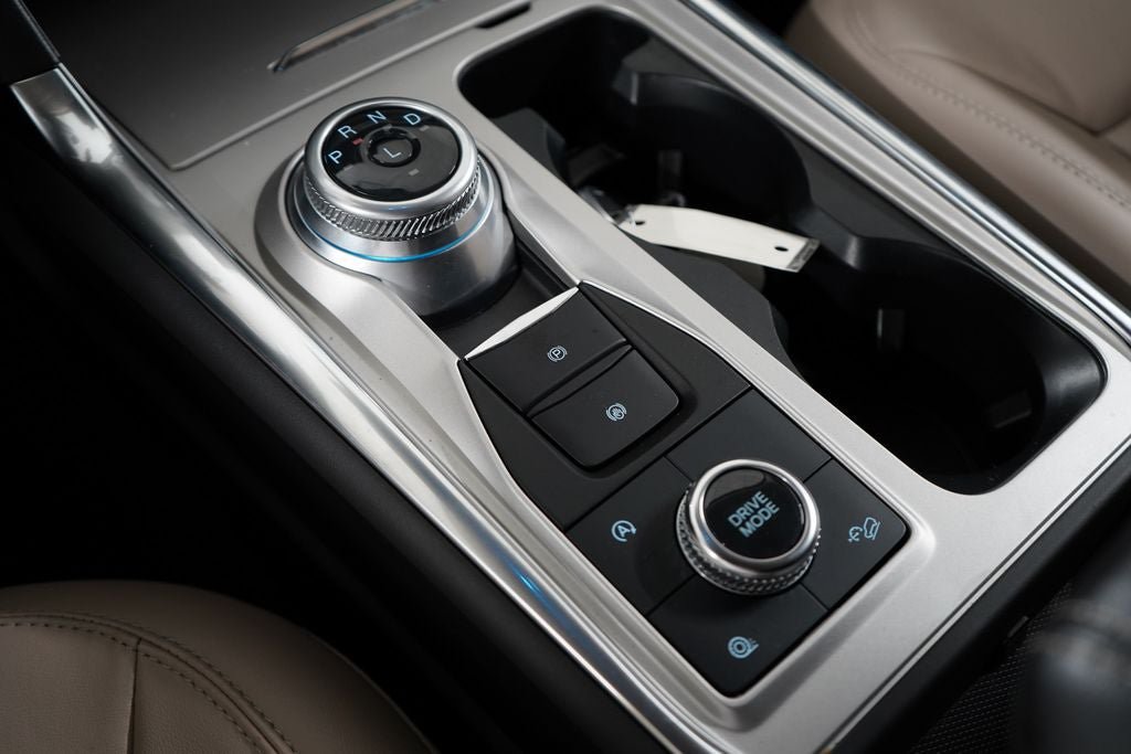 Certified 2023 Ford Explorer XLT w/ Equipment Group 202A AWD/4WD image 28