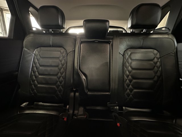 Certified 2023 Ford Escape Platinum w/ Premium Technology Package AWD/4WD image 17