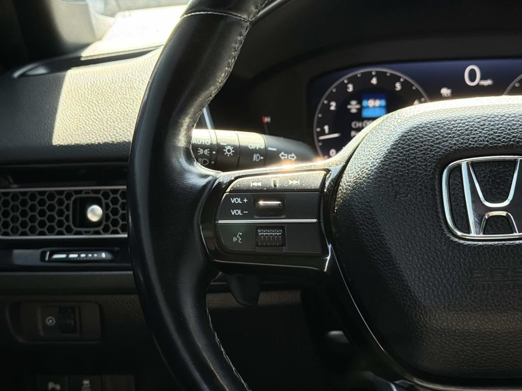 Used 2024 Honda Civic Sport Touring image 11