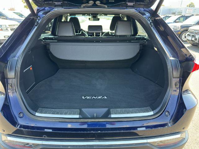 Used 2021 Toyota Venza XLE image 15