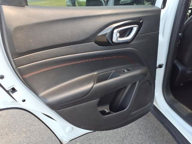Used 2024 Jeep Compass Trailhawk AWD/4WD image 10