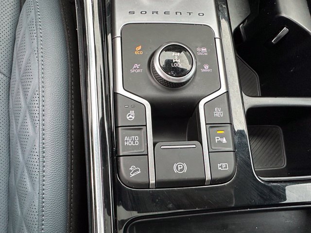 Used 2025 Kia Sorento SX Prestige AWD/4WD image 28