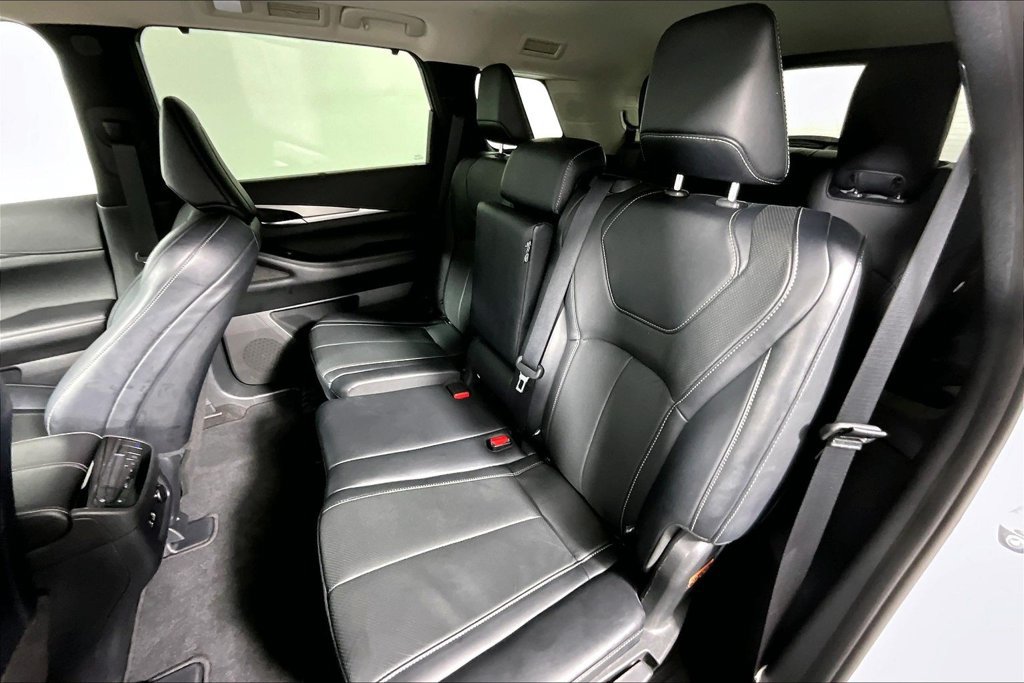 Used 2023 INFINITI QX60 Luxe FWD image 26