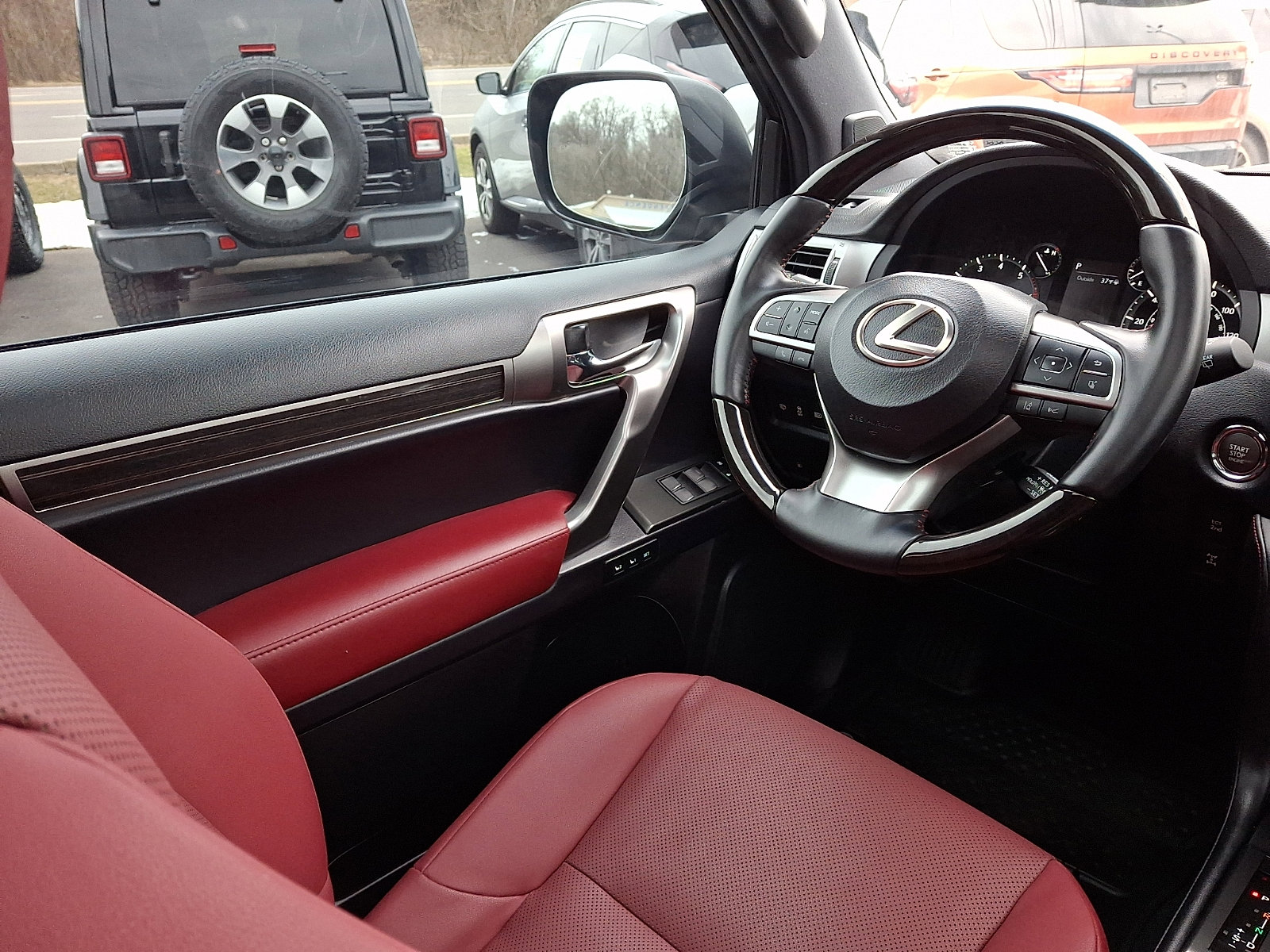 Used 2023 Lexus GX 460 Premium w/ Premium Package image 14