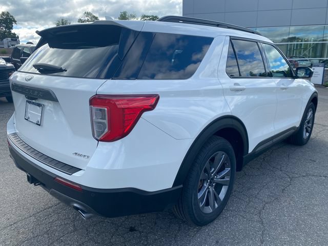 Certified 2023 Ford Explorer XLT w/ Equipment Group 202A AWD/4WD image 7